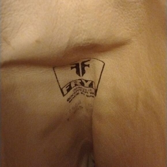 Frye - Picture 10 of 15